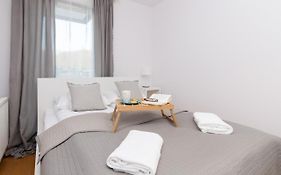 Nadmorski Apartament Z Parkingiem Gdynia Redlowo By Noclegi Renters